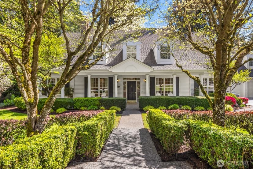 Property photo for 2400 100th Avenue Ne, Bellevue
