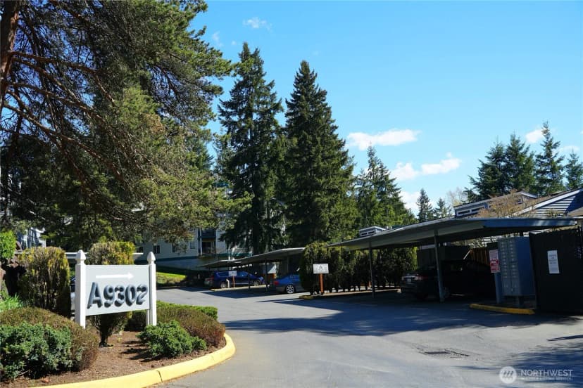 Property photo for 9302 Redmond Woodinville Rd Ne #206, Redmond photo 31