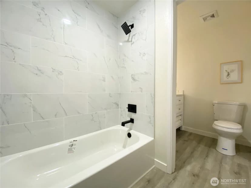Property photo for 9302 Redmond Woodinville Rd Ne #206, Redmond photo 5