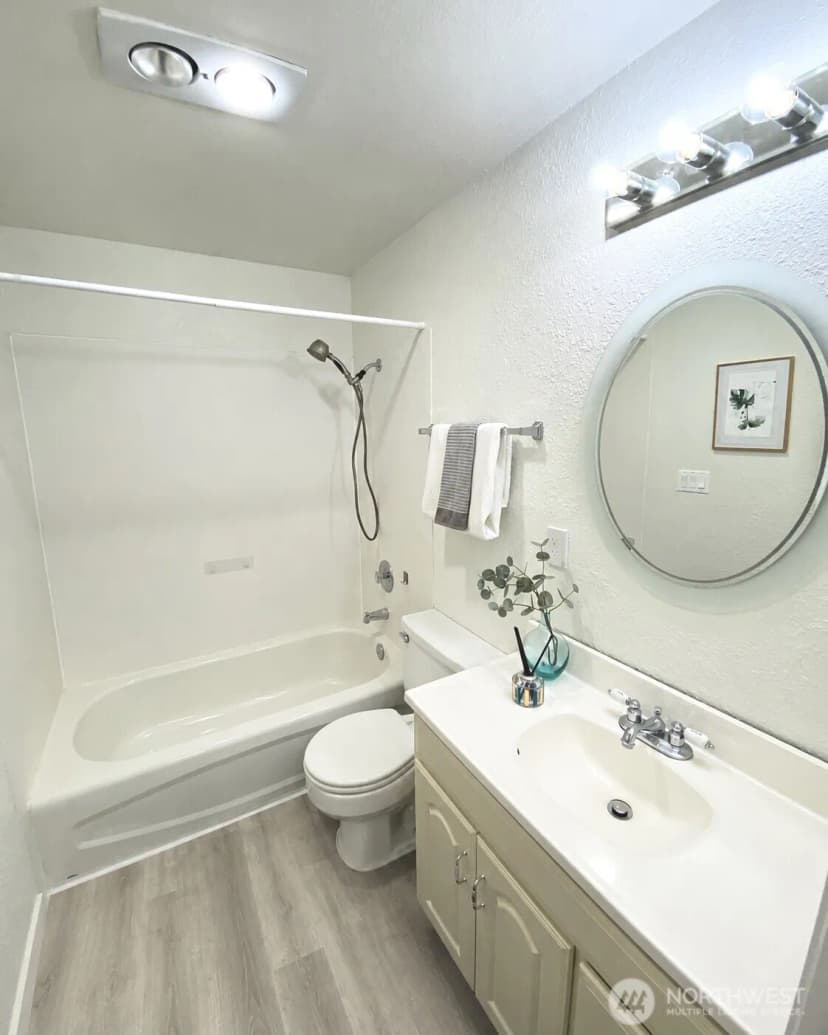 Property photo for 9302 Redmond Woodinville Rd Ne #206, Redmond photo 9
