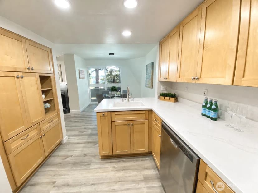 Property photo for 9302 Redmond Woodinville Rd Ne #206, Redmond photo 20