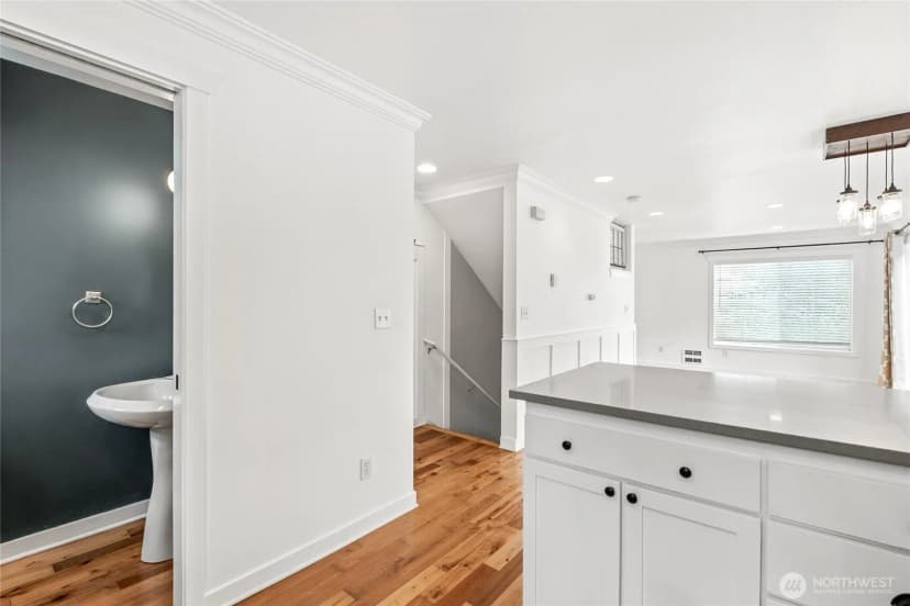 Property photo for 9011 46th Avenue S #b, Seattle photo 13