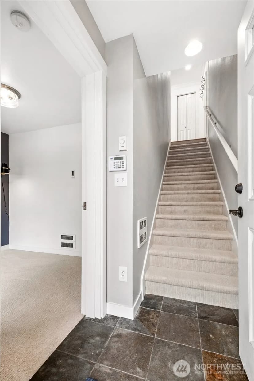 Property photo for 9011 46th Avenue S #b, Seattle photo 18