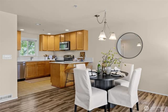 Property photo for 3970 129th Place Se #a202, Bellevue photo 5