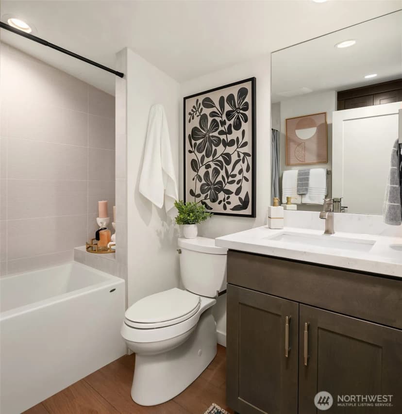 Property photo for 12002 20th Avenue Ne, Seattle photo 15