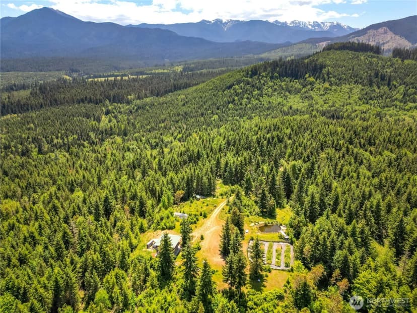 Property photo for 1648 Township Line Road, Port Angeles photo 39