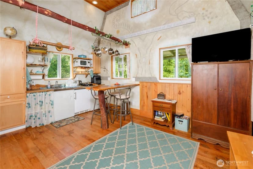 Property photo for 1648 Township Line Road, Port Angeles photo 31