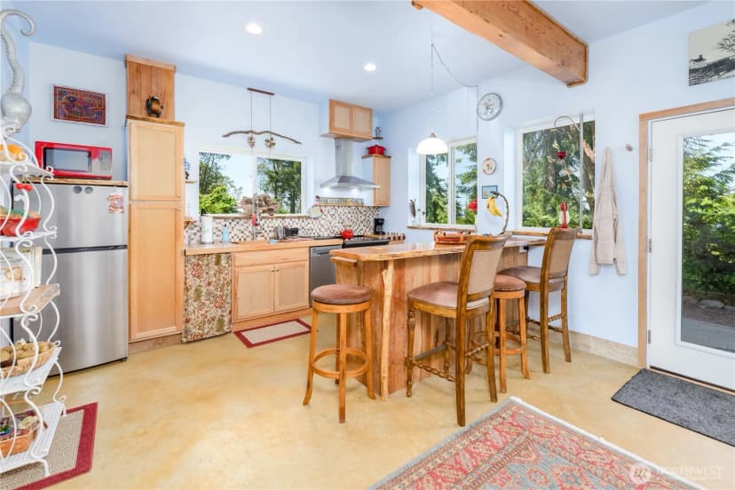Property photo for 1648 Township Line Road, Port Angeles photo 13