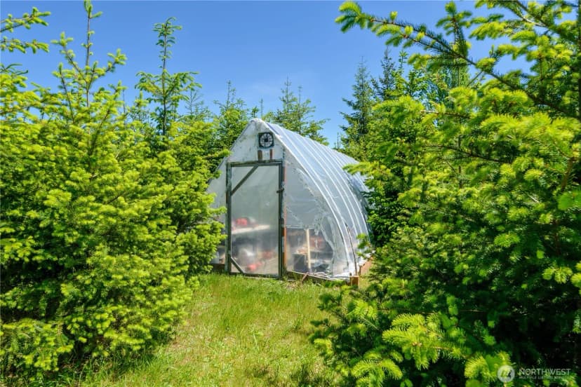 Property photo for 1648 Township Line Road, Port Angeles photo 36