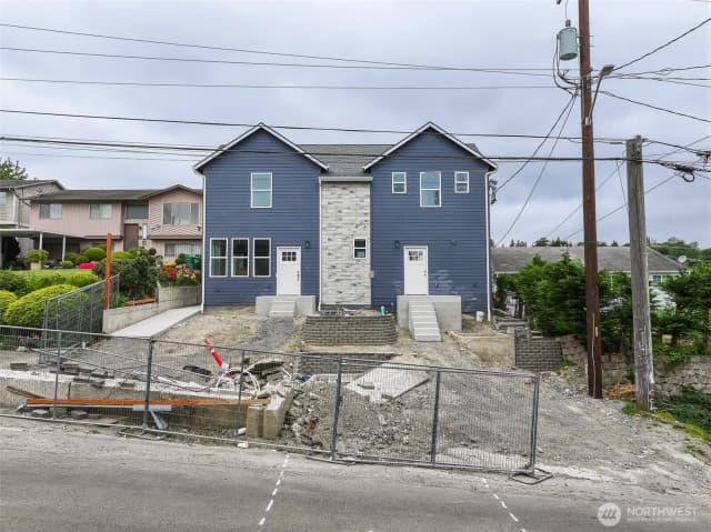 Property photo for 2317 22nd Avenue S, Seattle photo 5