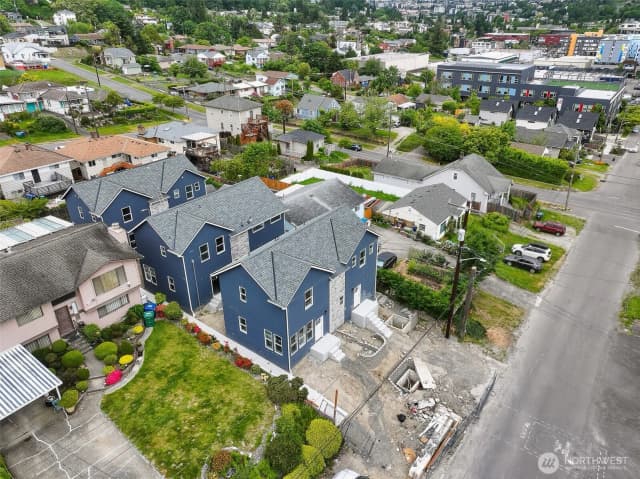 Property photo for 2317 22nd Avenue S, Seattle photo 3