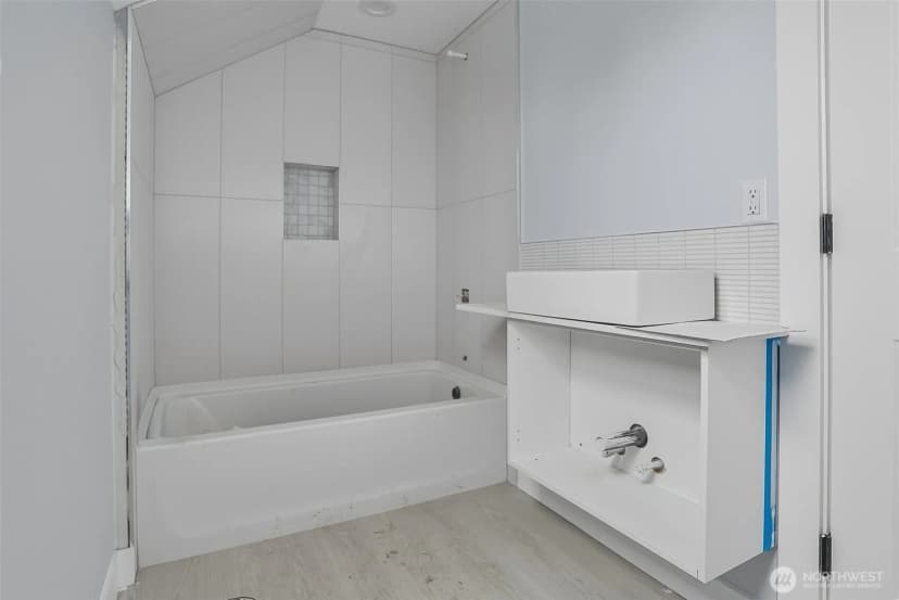 Property photo for 2317 22nd Avenue S, Seattle photo 27