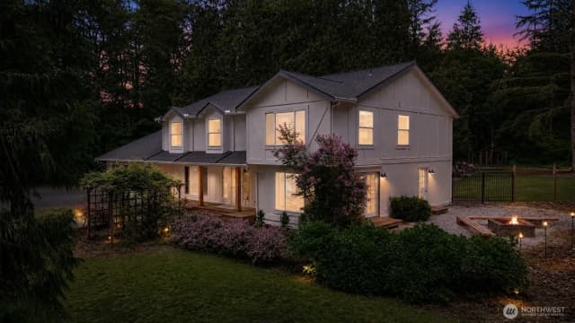 Property photo for 33911 Ne 66th Street, Carnation