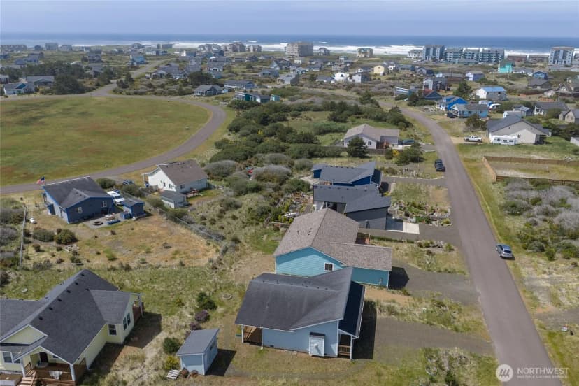 Property photo for 407 N Bel Air Loop Sw, Ocean Shores photo 4