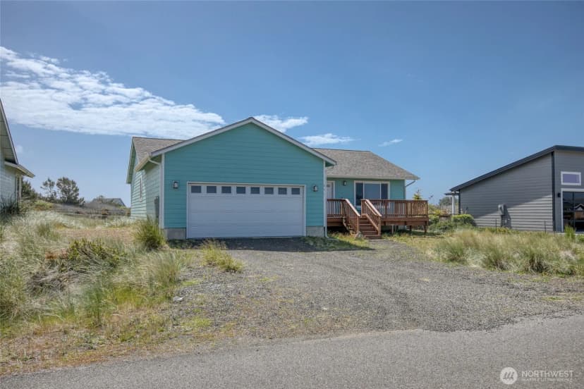 Property photo for 407 N Bel Air Loop Sw, Ocean Shores photo 2