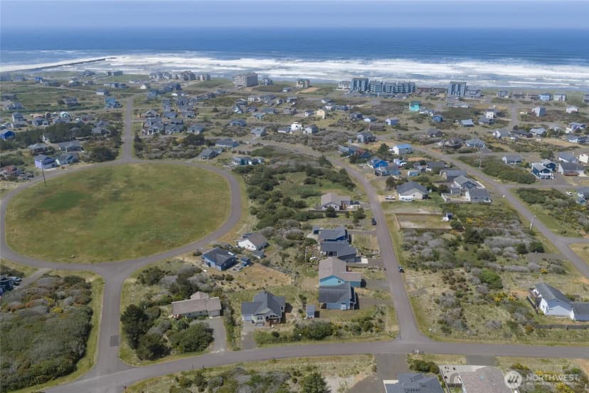 Property photo for 407 N Bel Air Loop Sw, Ocean Shores photo 36