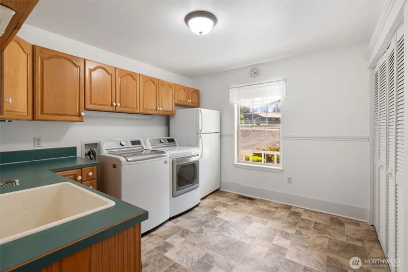 Property photo for 308 Brockway Road, Chehalis photo 29