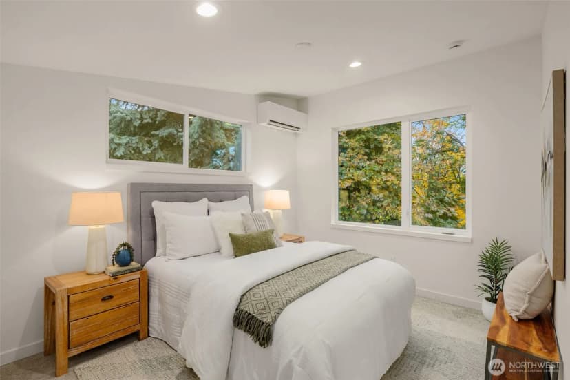 Property photo for 4411 21st Avenue Sw, Seattle photo 14