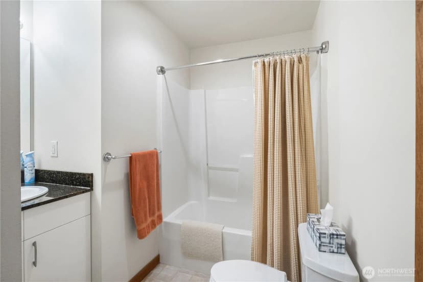 Property photo for 4603 Quinn Court, Bellingham photo 17