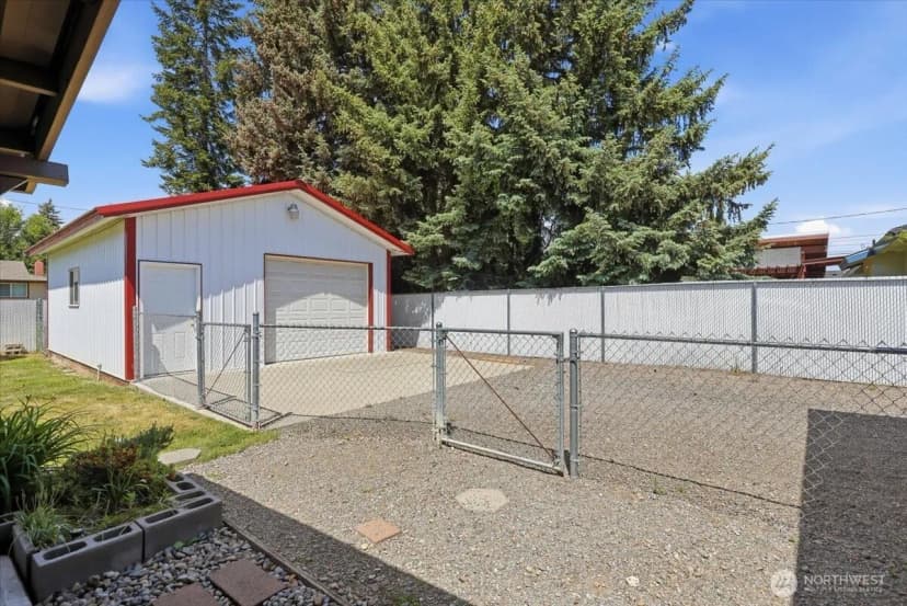 Property photo for 1715 N Herald Road, Spokane Valley photo 39