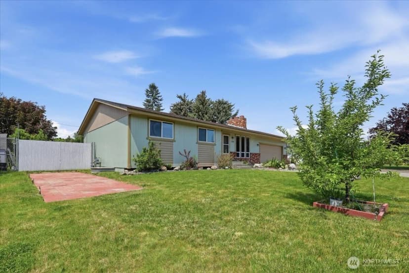 Property photo for 1715 N Herald Road, Spokane Valley photo 2