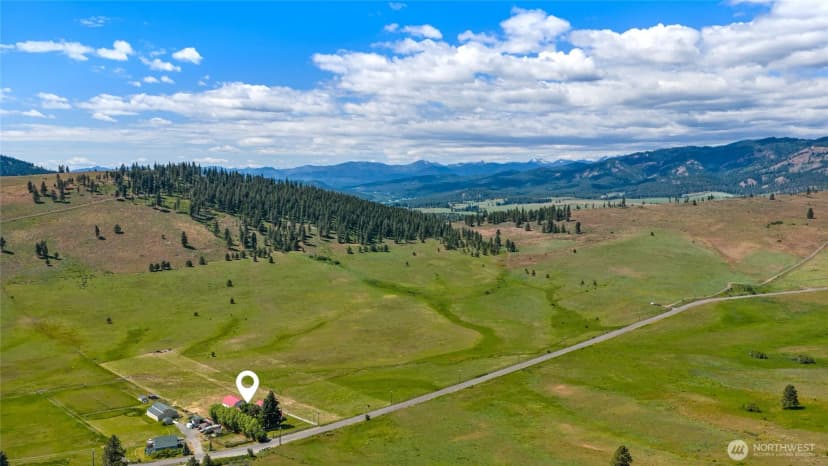 Property photo for 1371 Bettas Road, Cle Elum photo 3