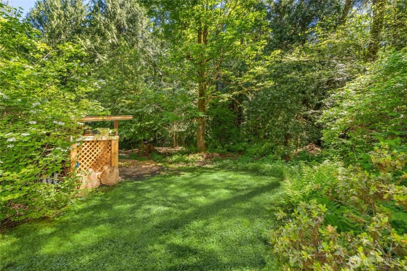 Property photo for 14268 N Madison Avenue Ne, Bainbridge Island photo 28