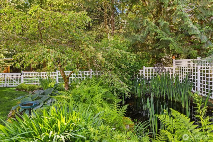 Property photo for 14268 N Madison Avenue Ne, Bainbridge Island photo 27