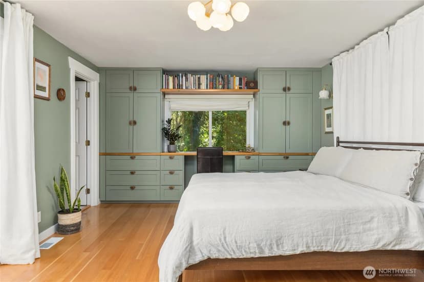 Property photo for 14268 N Madison Avenue Ne, Bainbridge Island photo 14