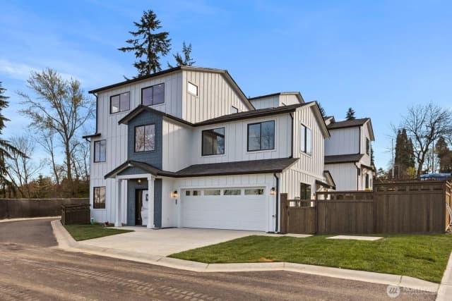 Property photo for 9416 Olson Place Sw, Seattle photo 2