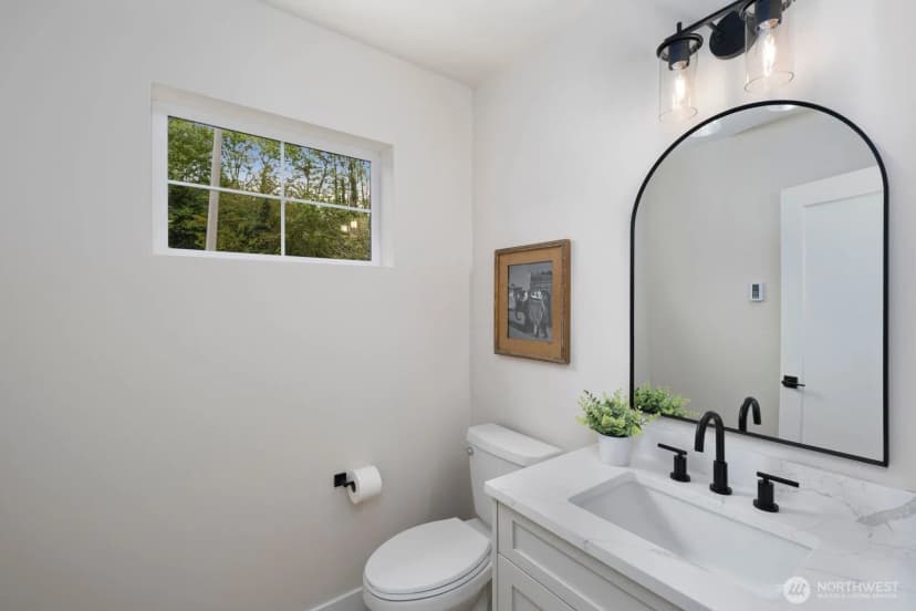 Property photo for 9416 Olson Place Sw, Seattle photo 17