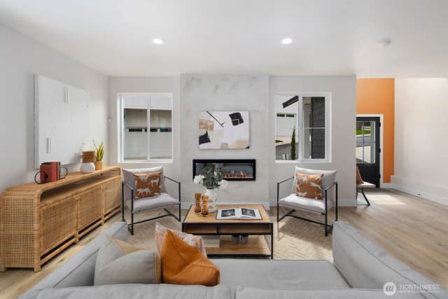 Property photo for 9416 Olson Place Sw, Seattle photo 4