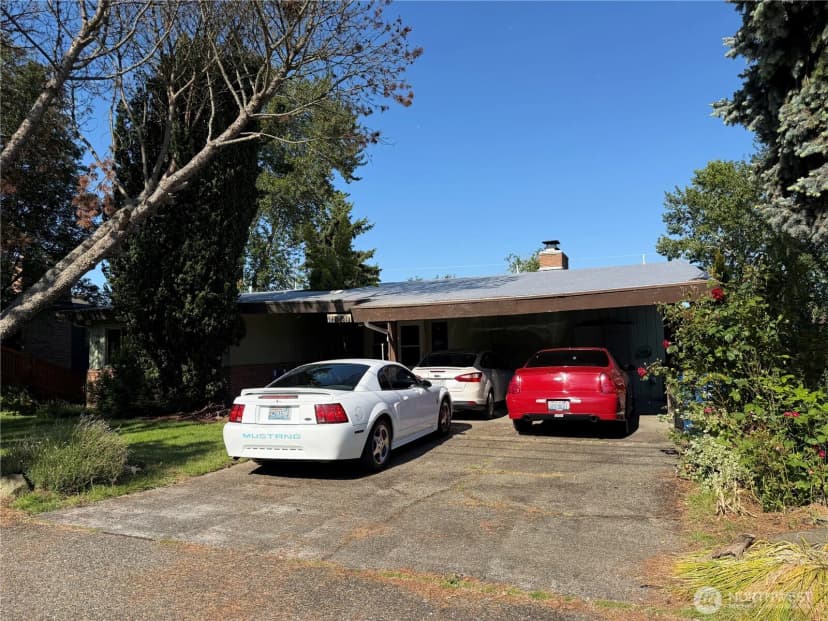 Property photo for 7949 20th Avenue Sw, Seattle photo 23