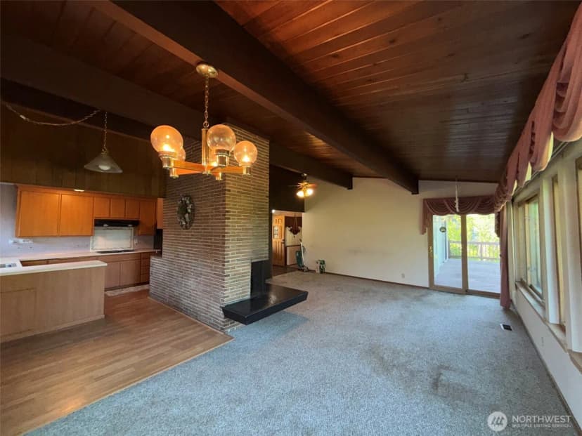 Property photo for 7949 20th Avenue Sw, Seattle photo 13