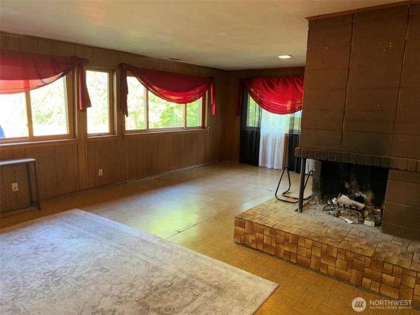 Property photo for 7949 20th Avenue Sw, Seattle photo 21