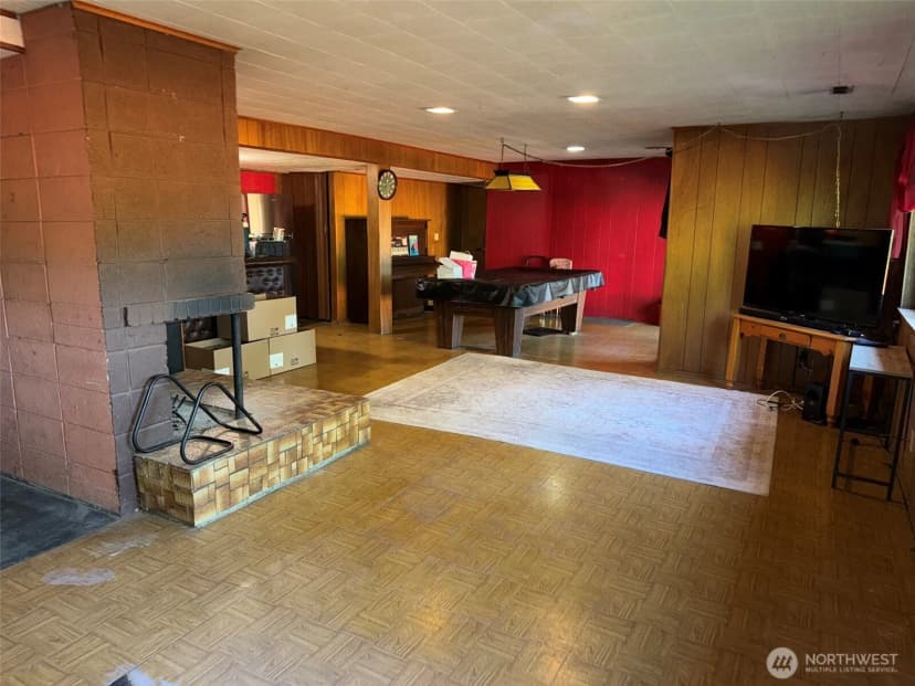 Property photo for 7949 20th Avenue Sw, Seattle photo 22