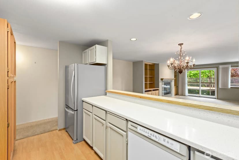 Property photo for 6920 California Avenue Sw #11, Seattle photo 15