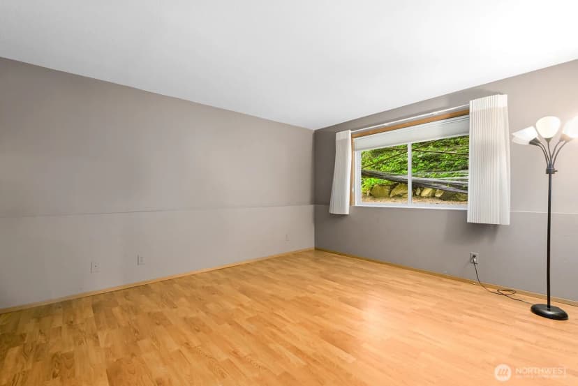 Property photo for 6920 California Avenue Sw #11, Seattle photo 17