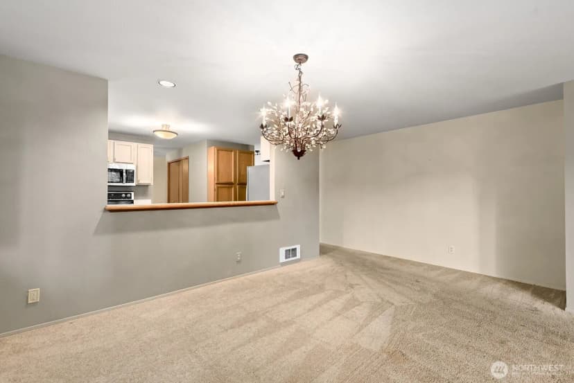 Property photo for 6920 California Avenue Sw #11, Seattle photo 11