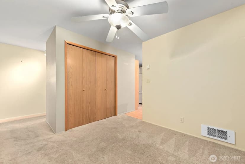 Property photo for 6920 California Avenue Sw #11, Seattle photo 30