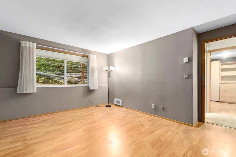 Property photo for 6920 California Avenue Sw #11, Seattle photo 18