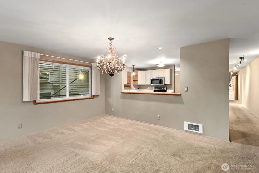 Property photo for 6920 California Avenue Sw #11, Seattle photo 10