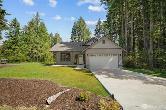 Property photo for 11813 Island Drive, Anderson Island