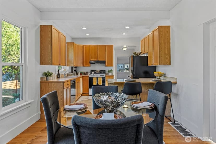Property photo for 741 S Henderson Street, Seattle photo 17