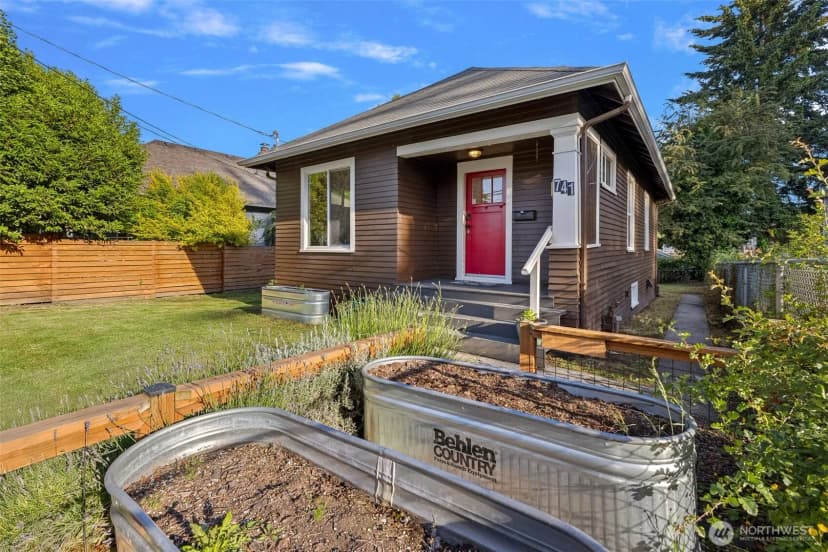 Property photo for 741 S Henderson Street, Seattle photo 4