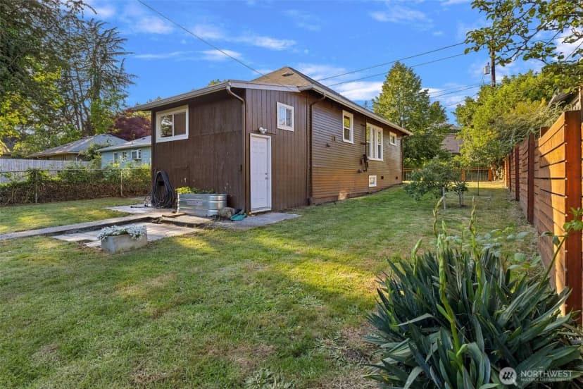 Property photo for 741 S Henderson Street, Seattle photo 27