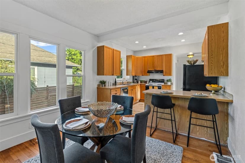 Property photo for 741 S Henderson Street, Seattle photo 16