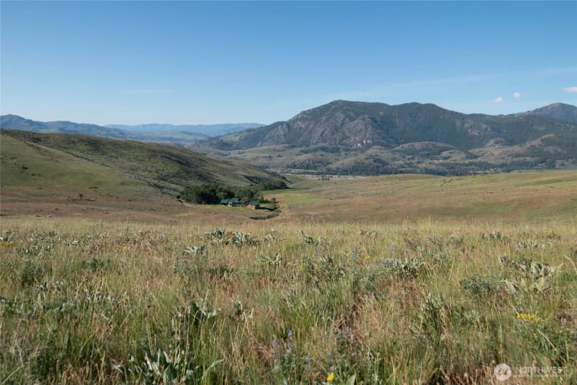 Property photo for 32 Maggies Road, Twisp photo 10