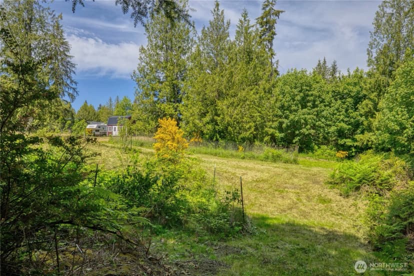 Property photo for 8924 Ne Broughton Court, Hansville photo 16
