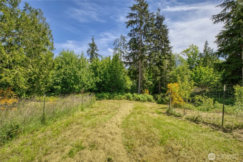Property photo for 8924 Ne Broughton Court, Hansville photo 15